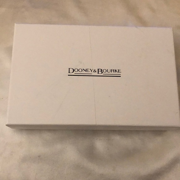 Dooney & Bourke Tucker Folded Zip Wristlet Red & Black Plaid NWT & Box - Picture 14 of 16